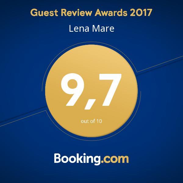 Lena Mare Lejlighedshotel Chrani Eksteriør billede